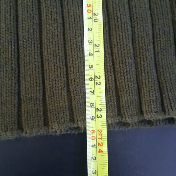 Abercrombie & Fitch SZ M Olive Green Cotton Men's Muscle V-Neck Pullover Sweater - Picture 9 of 11